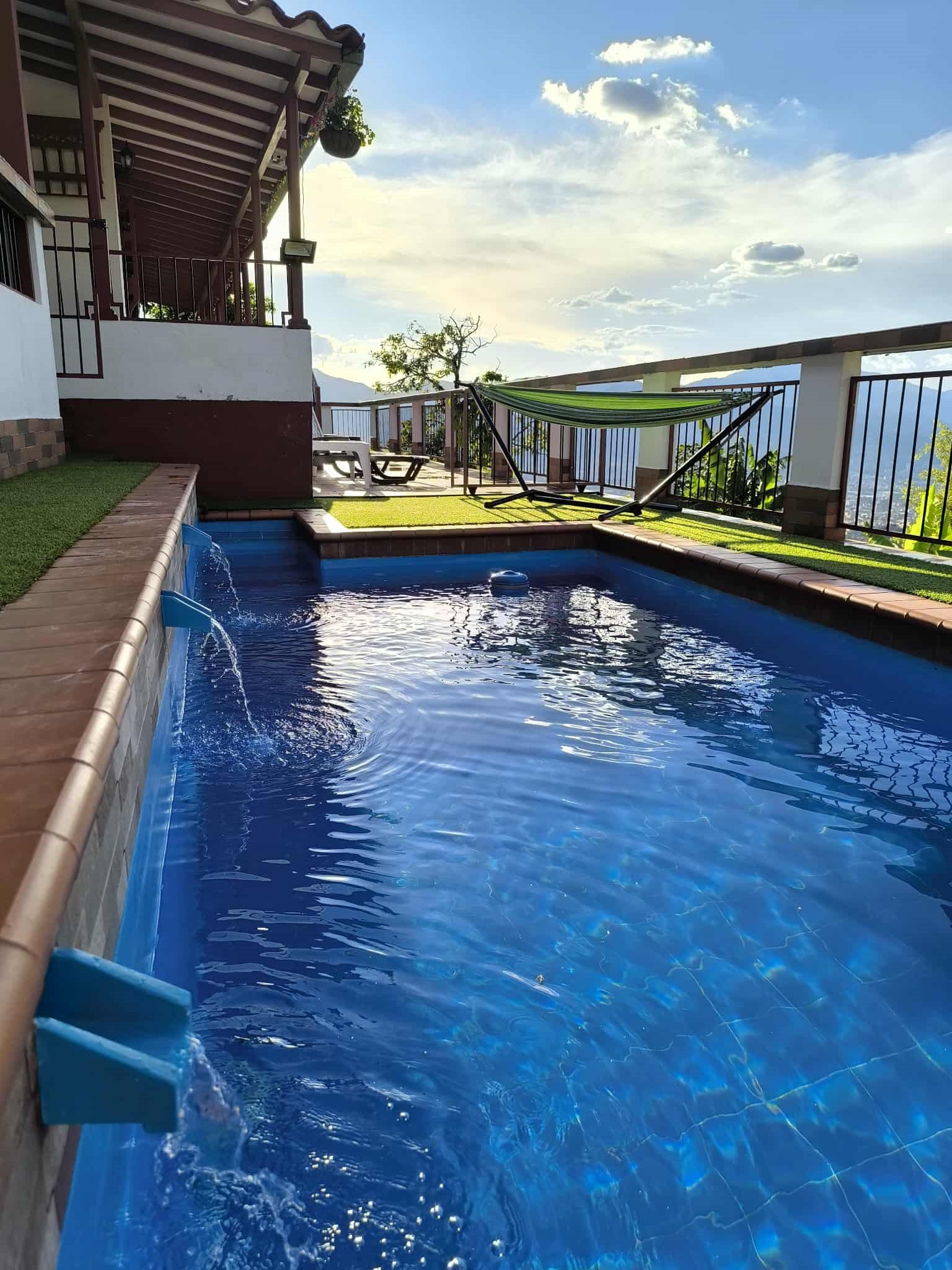 casita roja envgado 3f